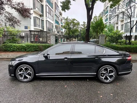 Volkswagen Magotan, миниатюра 2