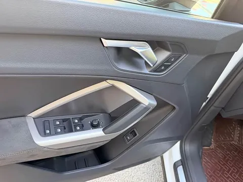 Audi Q3, миниатюра 12