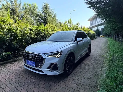 Audi Q3, фото 1