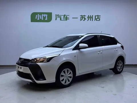 Toyota Yaris, фото 1