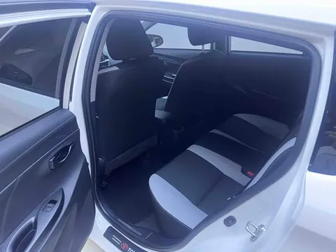 Toyota Yaris, миниатюра 10