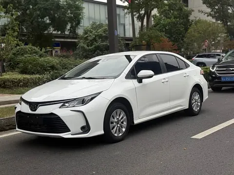 Toyota Corolla, фото 1