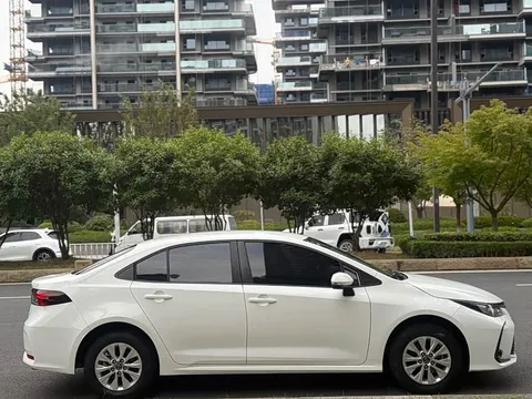 Toyota Corolla, миниатюра 4
