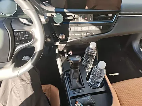 Lexus ES, миниатюра 9
