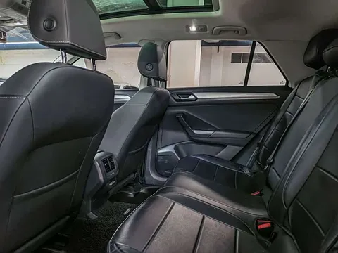 Volkswagen T-ROC, миниатюра 5