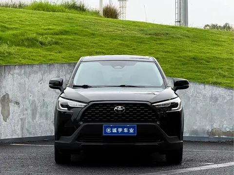 Toyota Corolla Cross, миниатюра 2