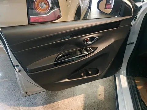Toyota Yaris, миниатюра 7
