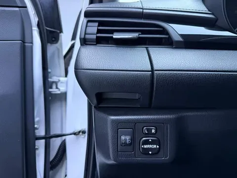 Toyota Yaris, миниатюра 9