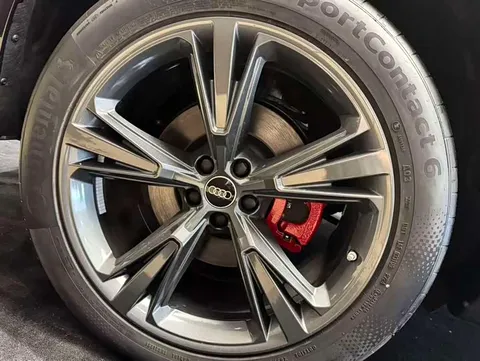 Audi Q8, миниатюра 9