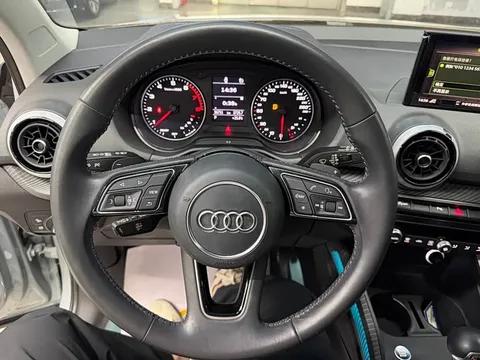 Audi Q2L, миниатюра 10