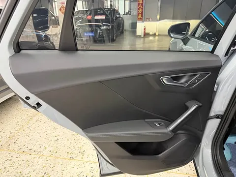 Audi Q2L, миниатюра 13