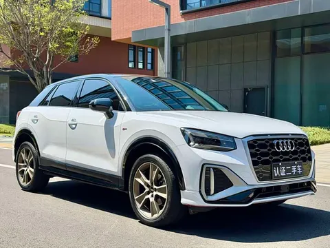 Audi Q2L, миниатюра 3