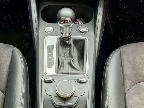 Audi Q2L, миниатюра 8