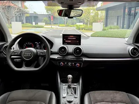 Audi Q2L, миниатюра 14