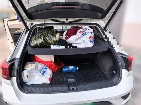 Volkswagen T-ROC, миниатюра 15