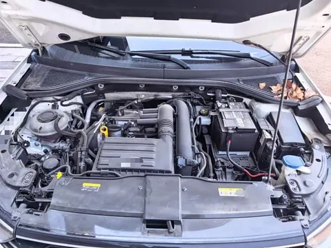 Volkswagen T-ROC, миниатюра 16