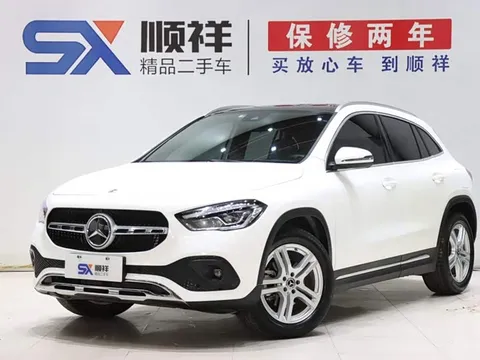 Mercedes-Benz GLA, фото 1