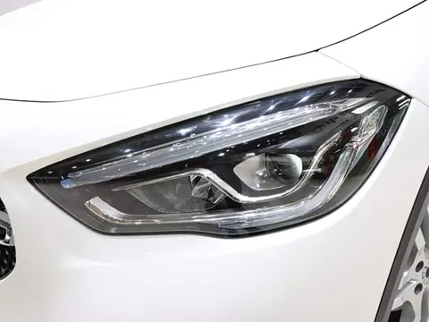 Mercedes-Benz GLA, миниатюра 7