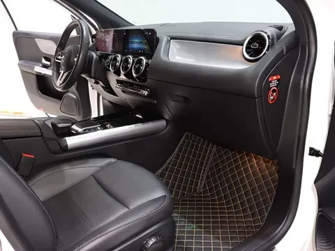 Mercedes-Benz GLA, миниатюра 8
