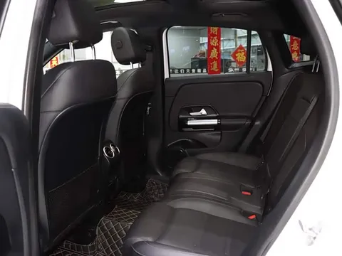Mercedes-Benz GLA, миниатюра 11