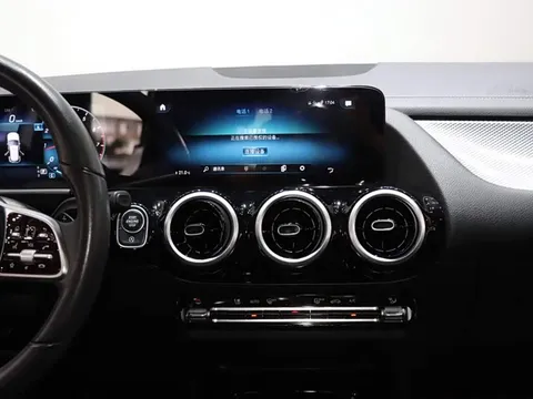 Mercedes-Benz GLA, миниатюра 14