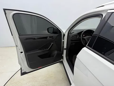Volkswagen T-ROC, миниатюра 9