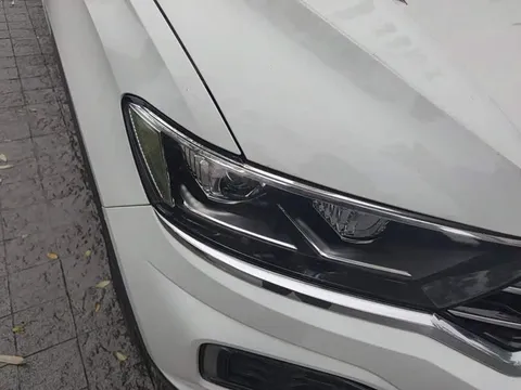 Volkswagen T-ROC, миниатюра 7
