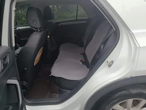 Volkswagen T-ROC, миниатюра 18