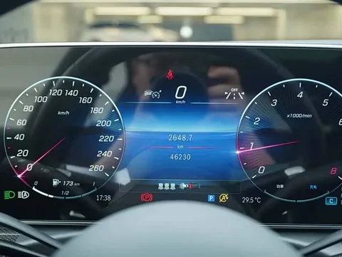 Mercedes-Benz C-Class, миниатюра 7