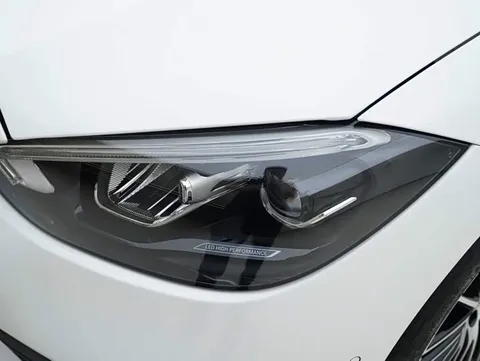 Mercedes-Benz C-Class, миниатюра 12