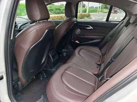 BMW 1, миниатюра 6