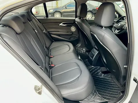 BMW 1, миниатюра 11