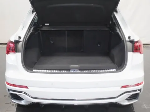 Audi Q3, миниатюра 7