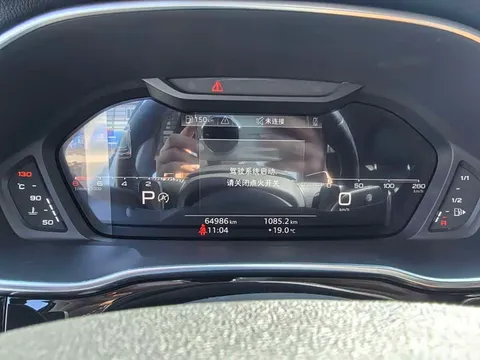 Audi Q3, миниатюра 13