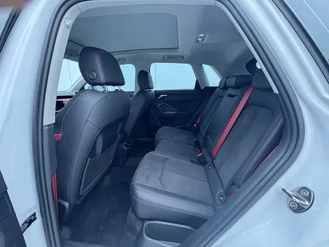 Audi Q3, миниатюра 12