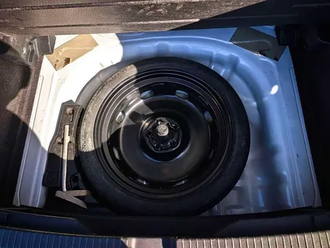 Volkswagen T-ROC, миниатюра 8