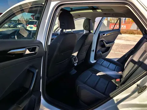 Volkswagen T-ROC, миниатюра 14