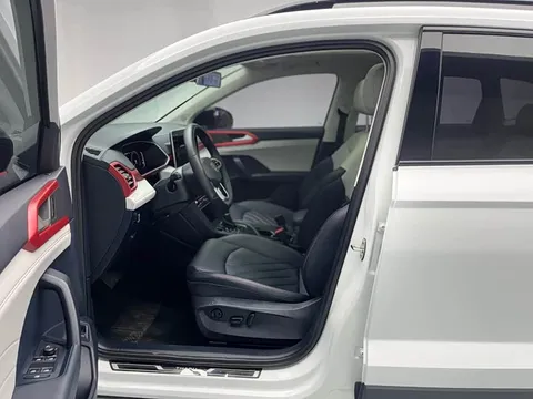Volkswagen Tharu, миниатюра 10