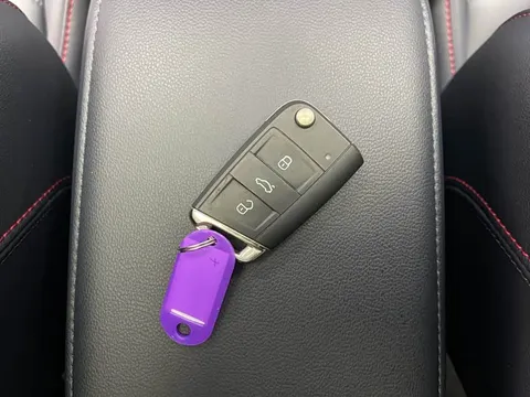 Volkswagen Tharu, миниатюра 15