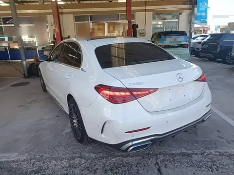Mercedes-Benz C-Class, миниатюра 4